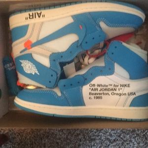 AIR JORDAN OFF WHITE 1s NRG